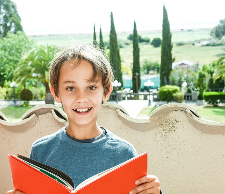 Winston Prep 22 036 3RTbookd 768x661