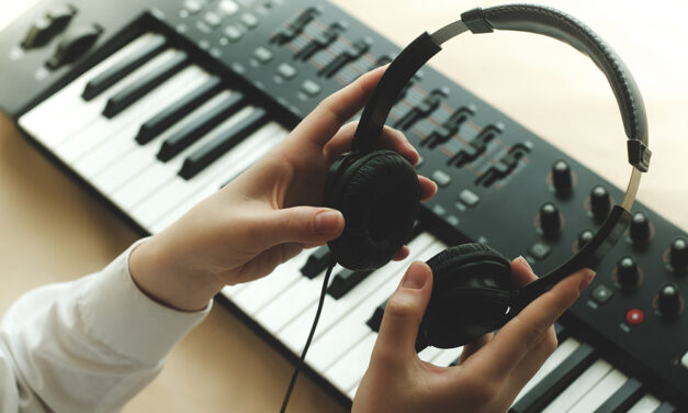 Seven Everyday AI Uses You Might Actually Try in High School